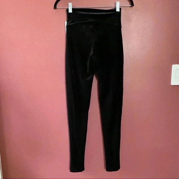 SPANX Velvet Leggings - Picture 8 of 9